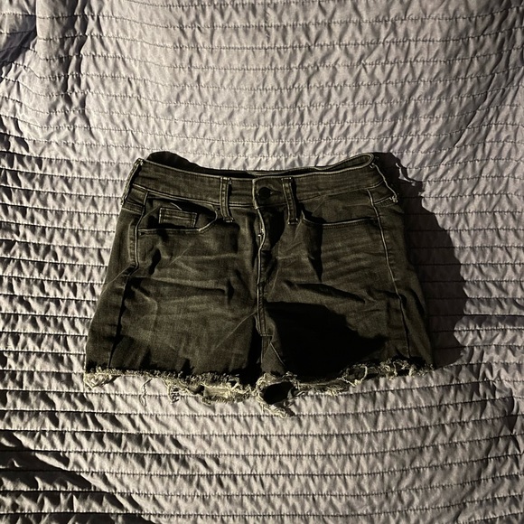 Universal Thread Shorts - Picture 3 of 8